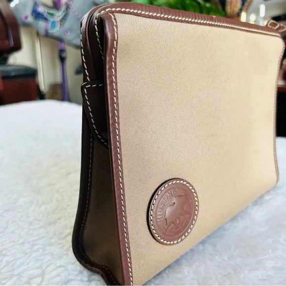 Hunting World Safari Today Khaki Canvas Brown Leather Unisex Clutch Bag